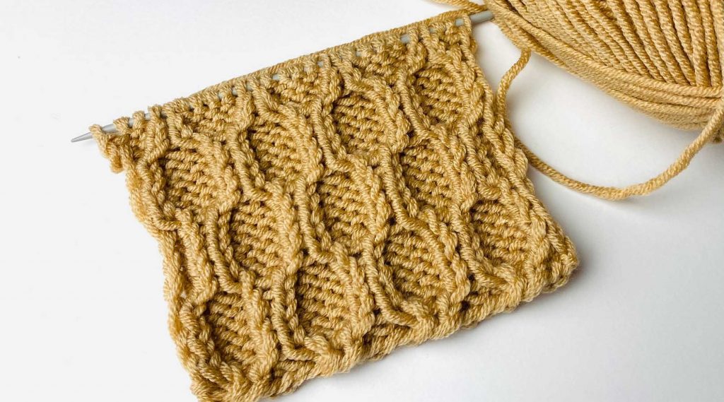 Large Knitting Pattern Kremi